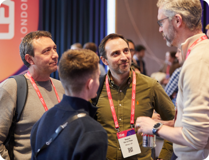 Attendees networking at Quantum LEAP